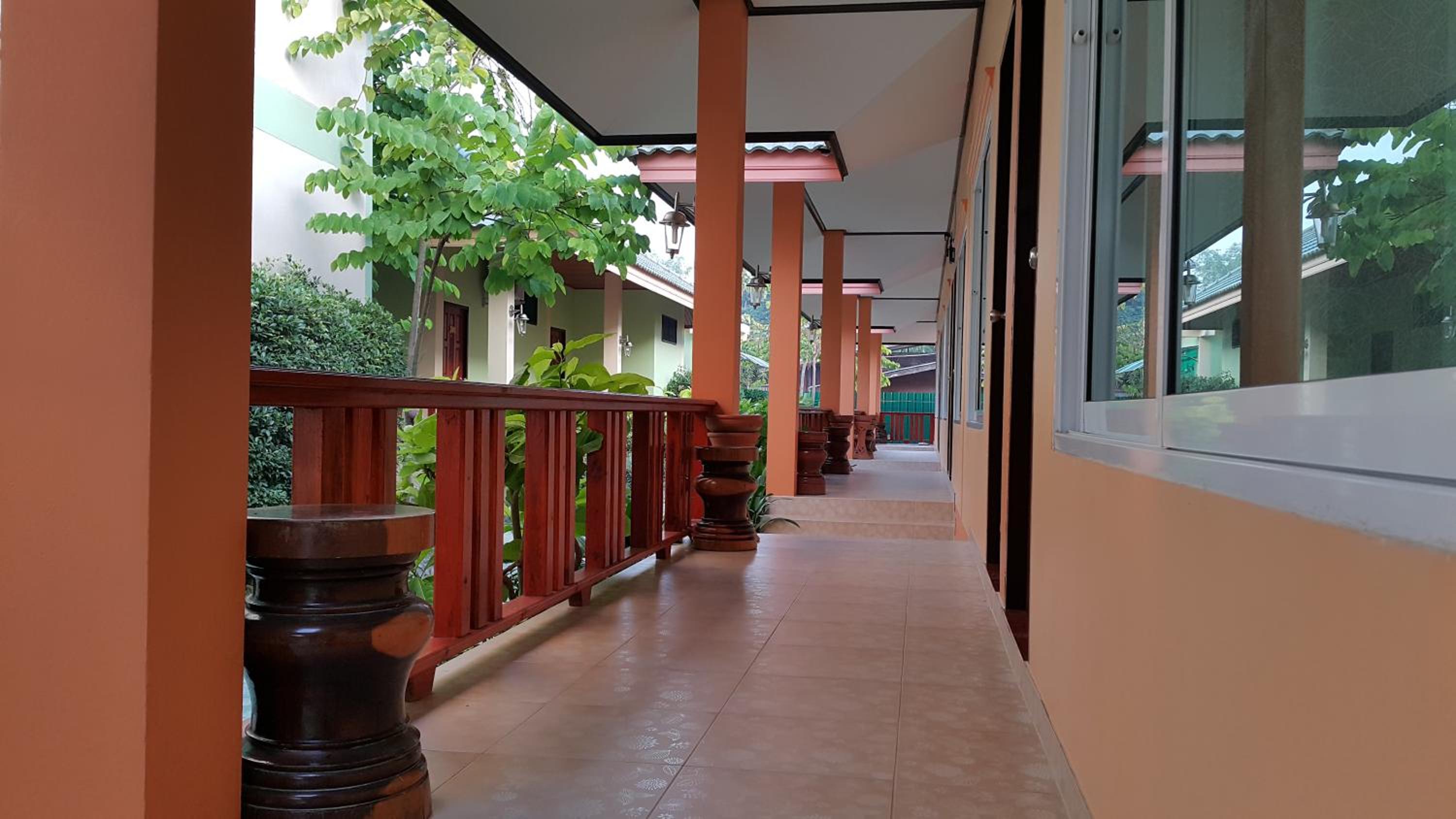 Ruen Narisara Resort 74/75