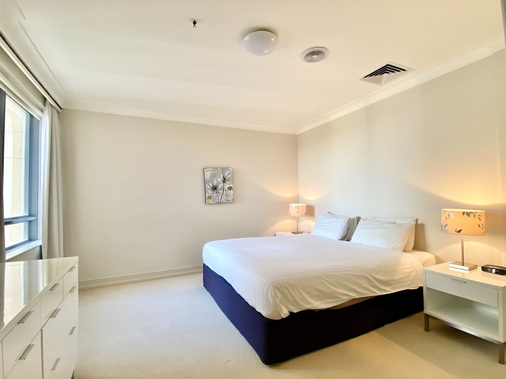 Milson Executive Apartments 30/75