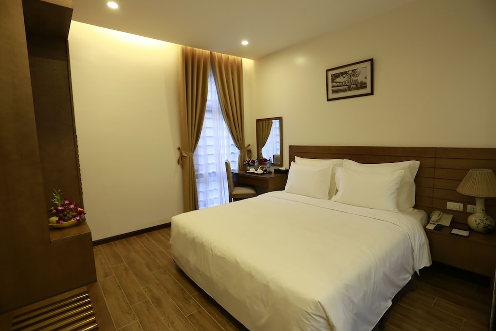 One Hotel Hanoi 12/62