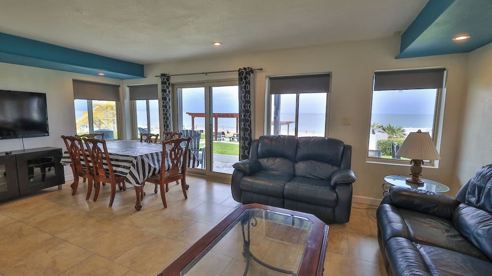 Driftwood Resort 45/70