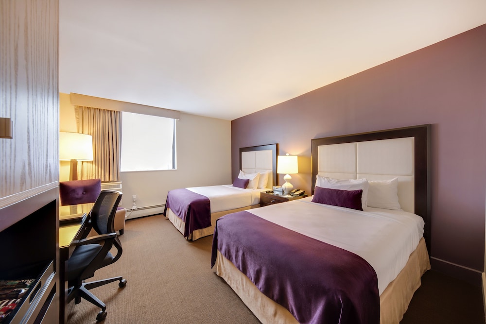 The Andrew Hotel 14/35