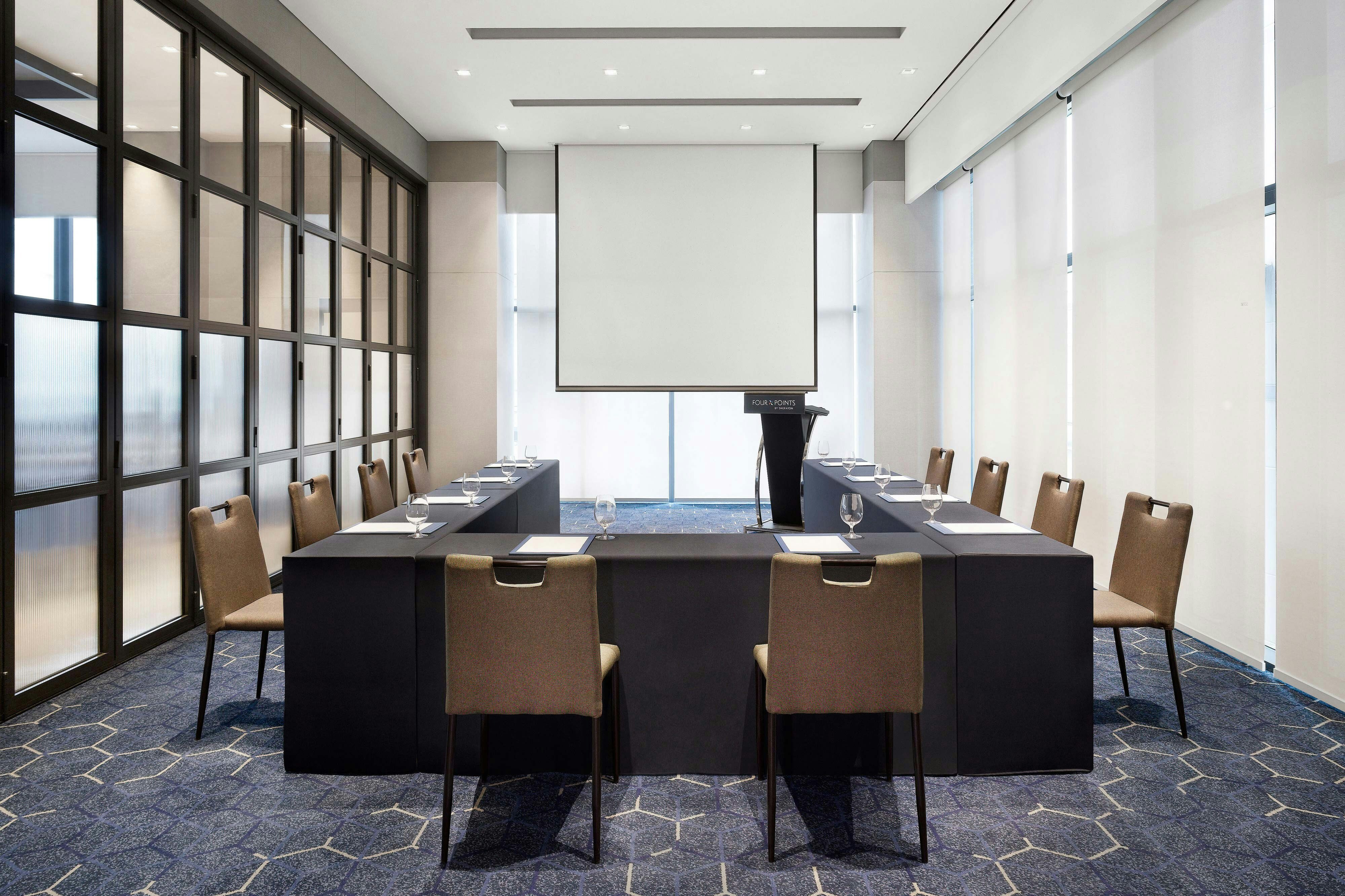 Four Points by Sheraton Josun, Seoul Myeongdong 12/18
