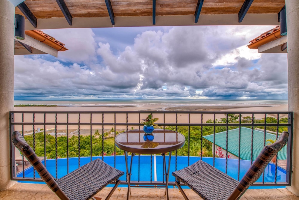 El Castillo - Adults Only 29/50