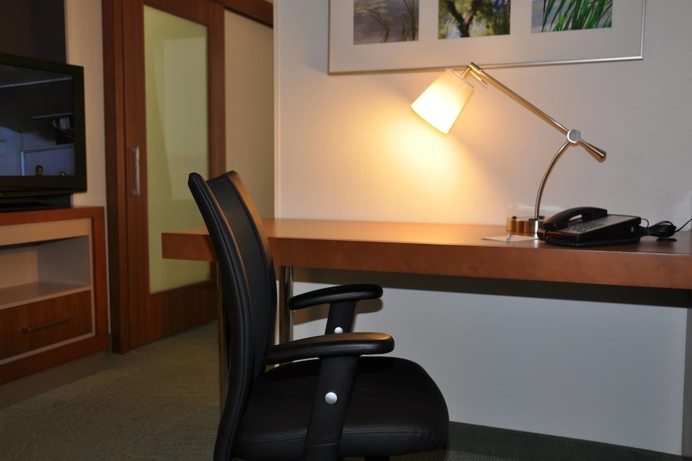 SpringHill Suites Cincinnati North/Forest Park 43/44