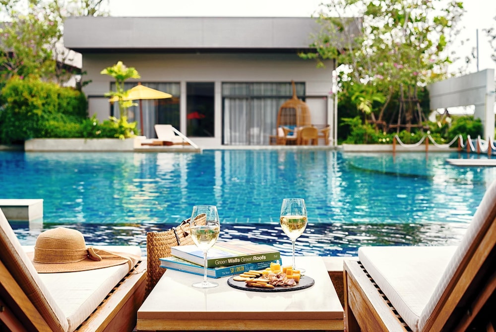 Avani Hua Hin Resort 10/87