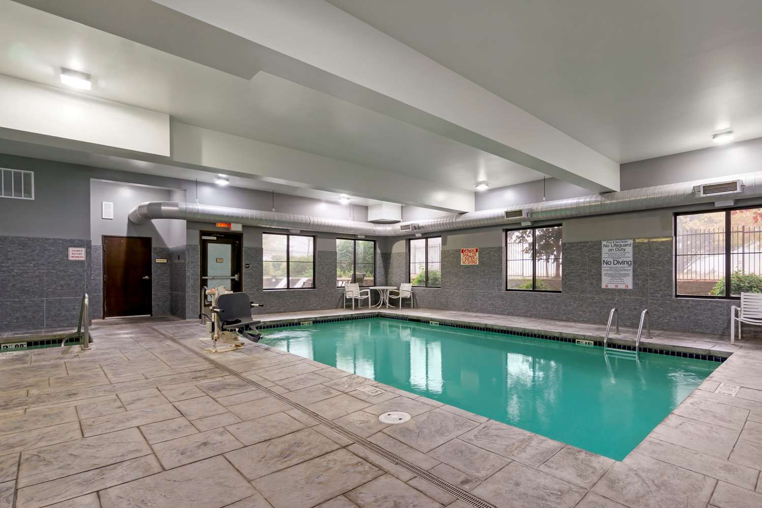 Best Western Plus Lacey Inn & Suites 4/9