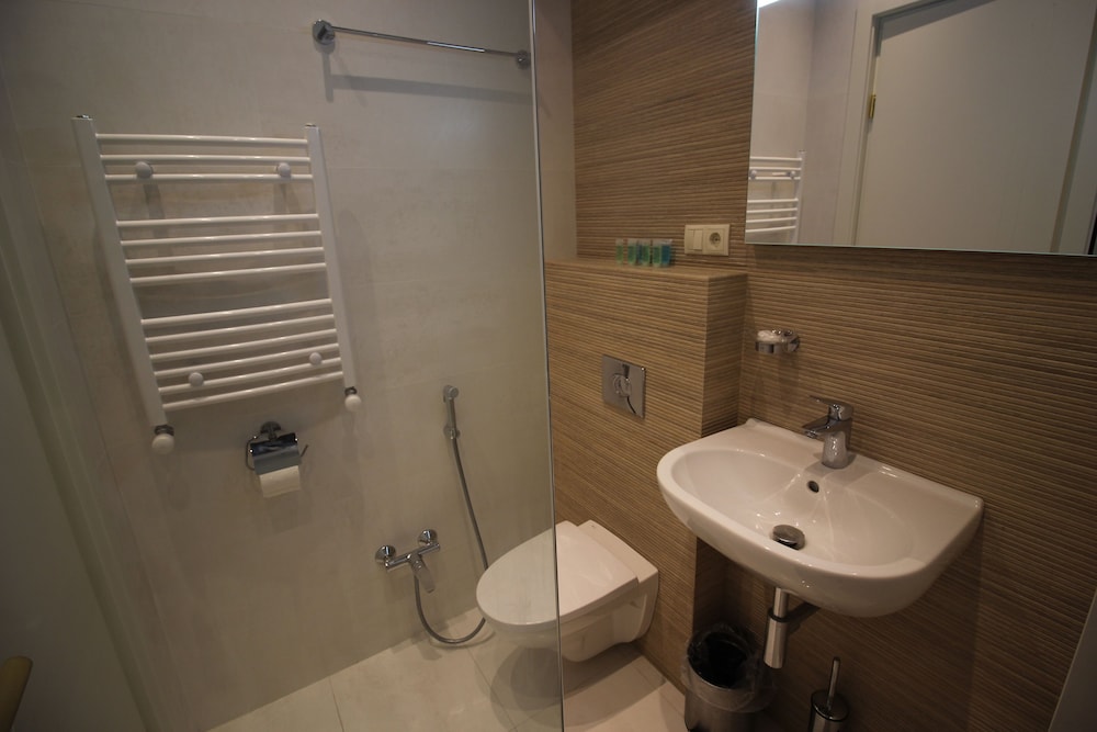 Super Luxury Apartments 43/50