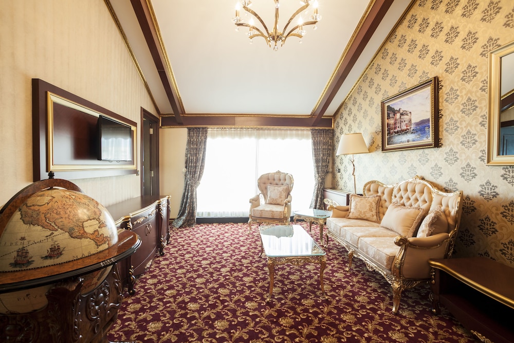 Vivaldi CE Gold Hotel 24/67
