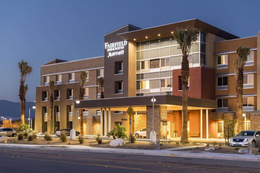 FAIRFIELD INN & SUITES PALM DESERT in PALM DESERT - CA
