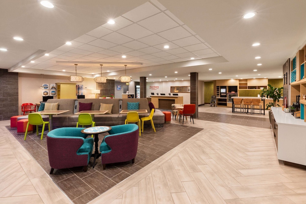 Hawthorn Suites by Wyndham Kingwood/Houston 15/30