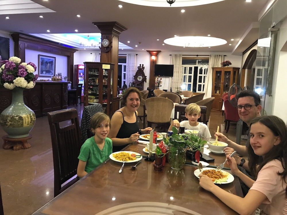 Hoa Phat Hotel &amp; Apartment 32/47