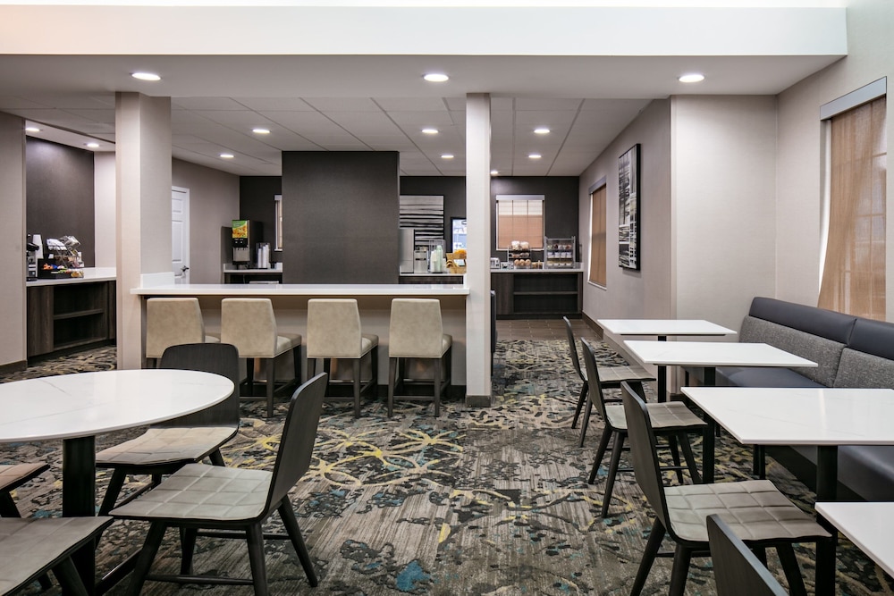 Residence Inn Tulsa South 27/29