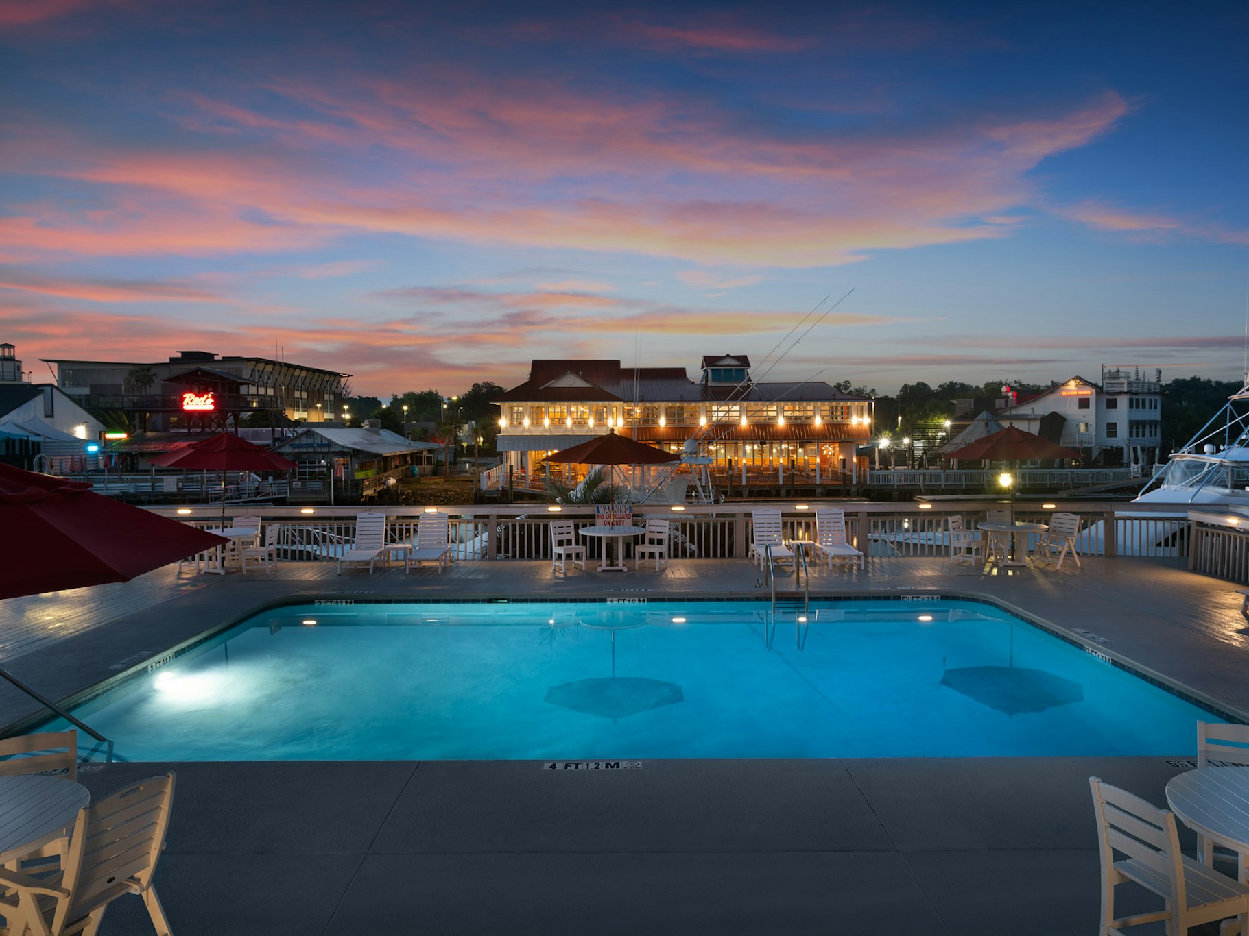 Shem Creek Inn 2/37