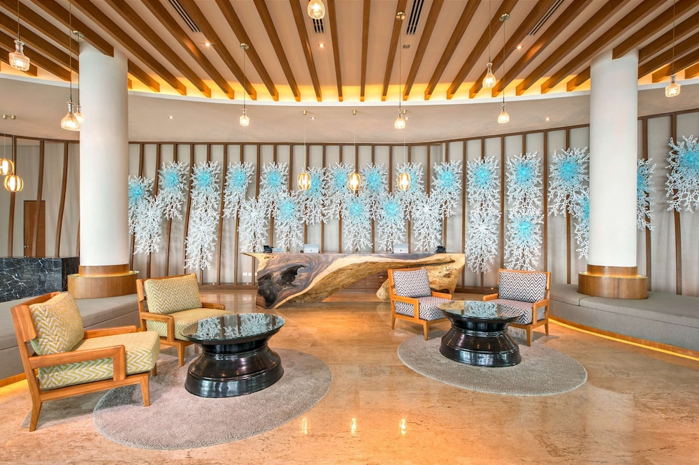 Wyndham Grand Phuket Kalim Bay 58/74