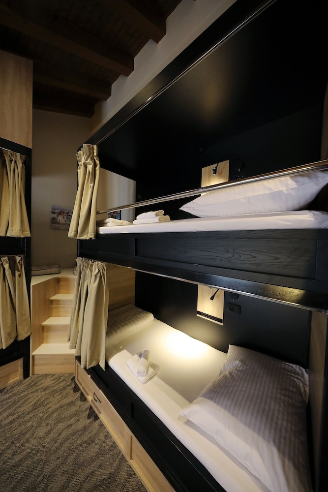 Downtown Boutique Hostel 7/50