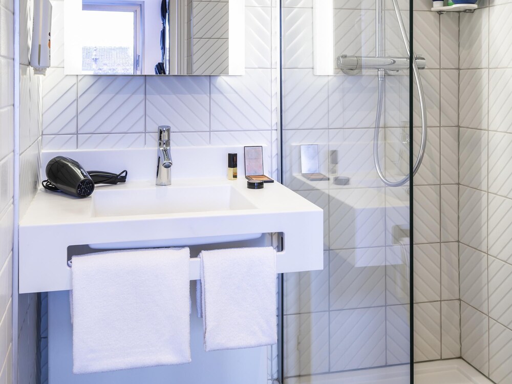 Ibis Styles Sceaux Paris Sud 64/66