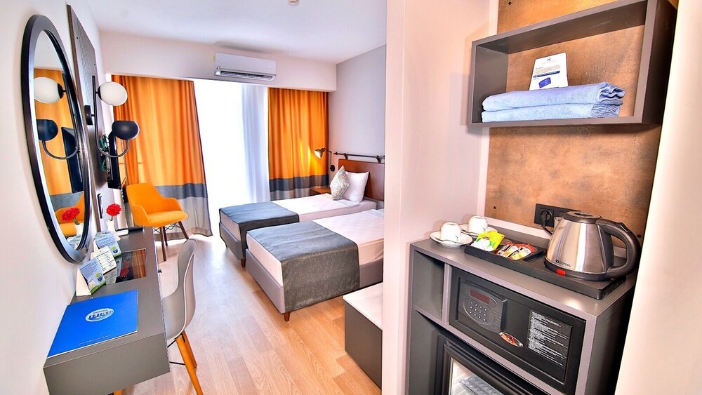Ramira Joy Hotel 26/40