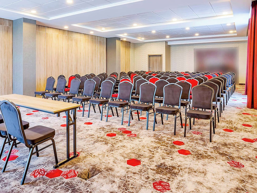 Ibis Styles Nowy Sacz 40/52