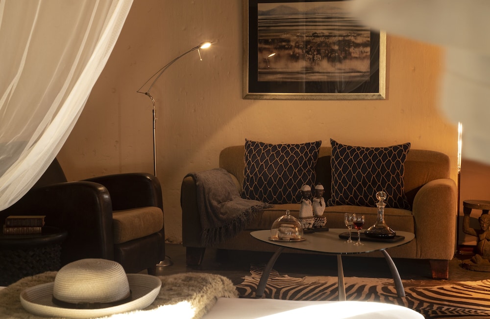Pondoro Game Lodge 36/66