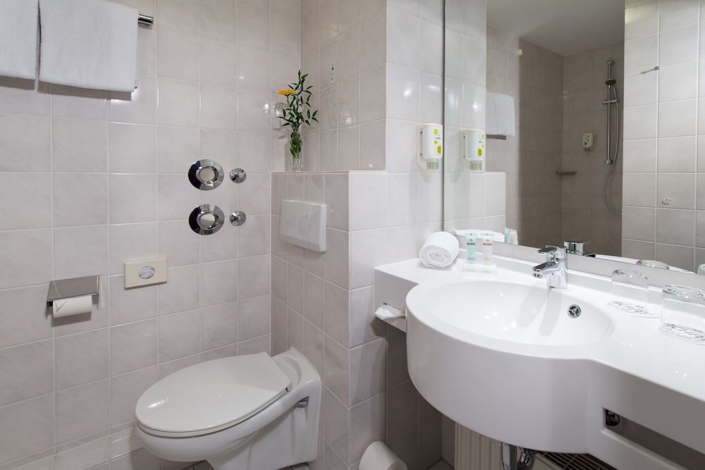 Achat Hotel Darmstadt Griesheim 26/74