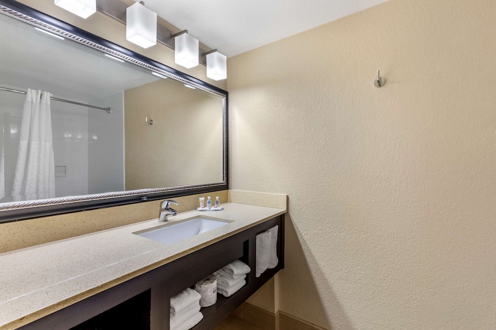 Comfort Inn San Diego Old Town 21/40