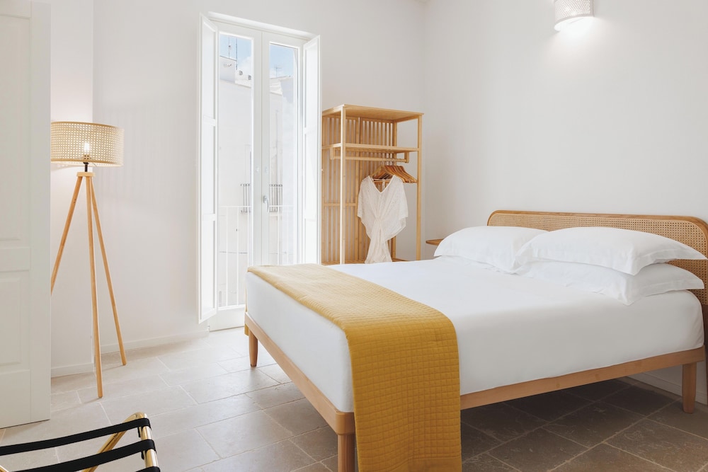EXCLUSIVE, APARTMENT, KING BED, SOFA