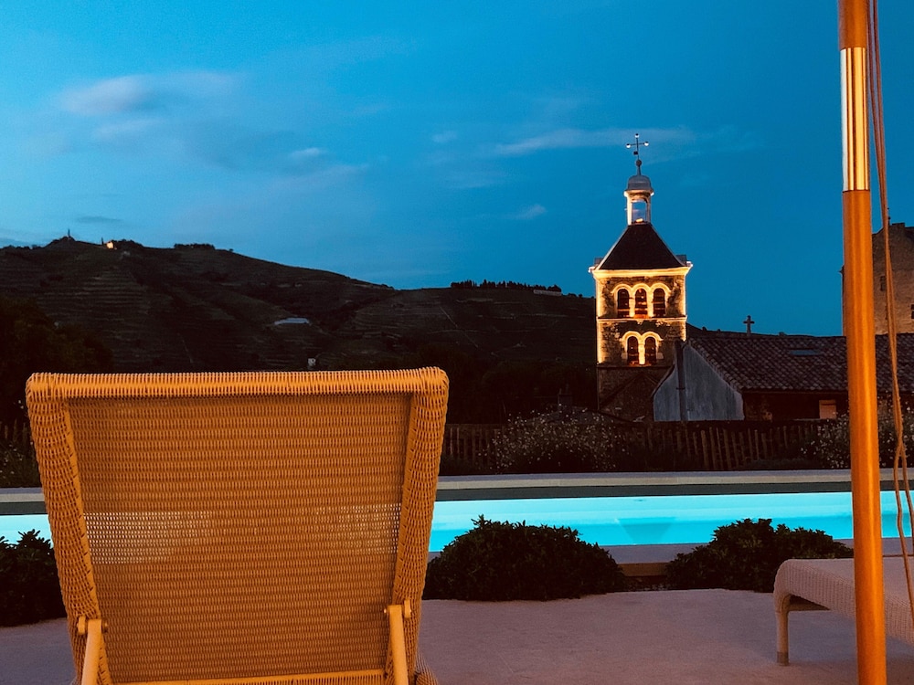 HOTEL DE LA VILLEON 9/50