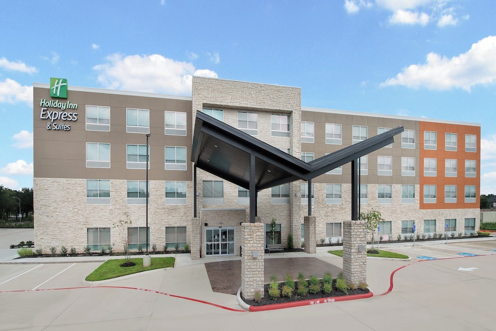 Holiday Inn Express & Suites Sugar Land SE - Missouri City 62/65