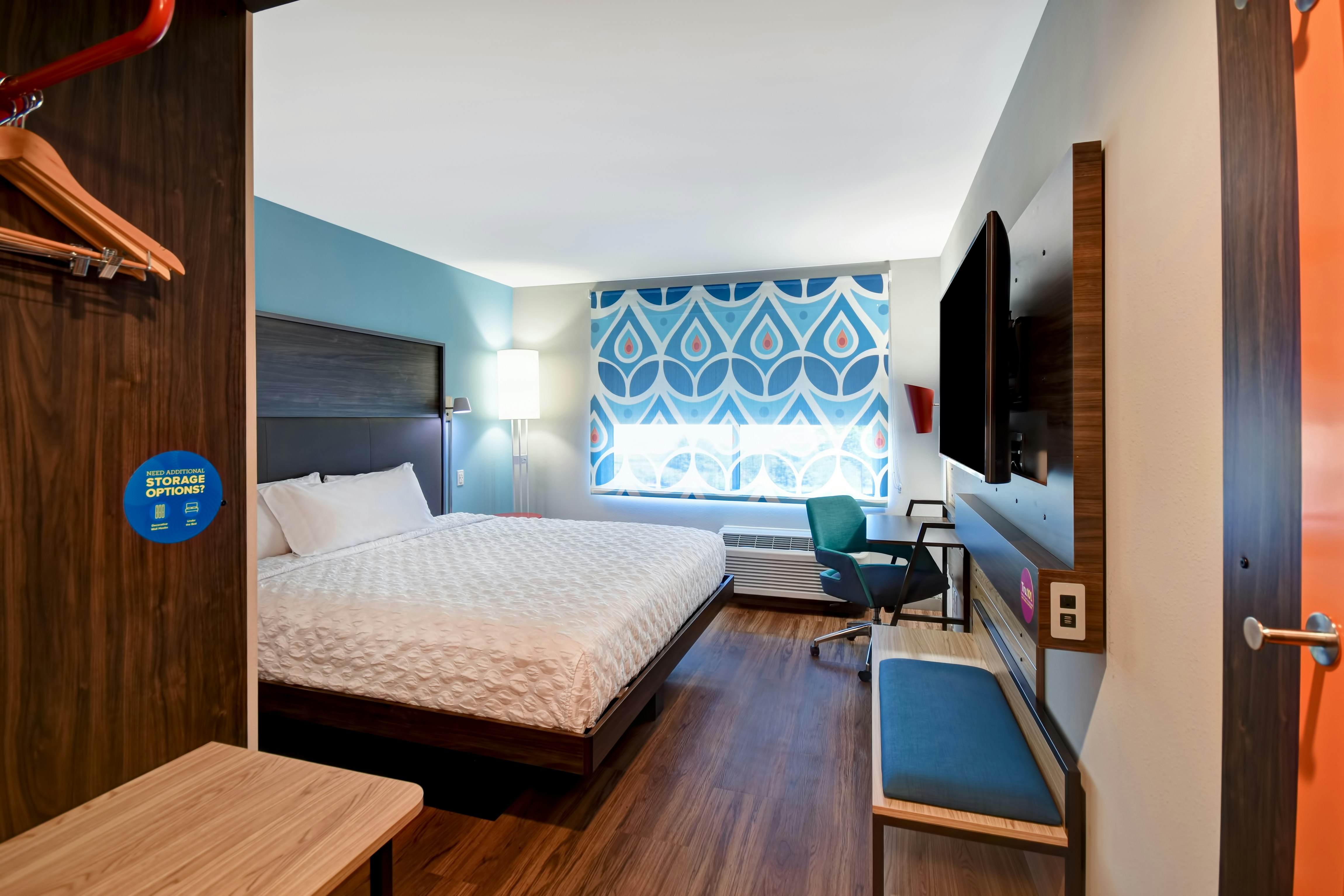 Room, King Bed