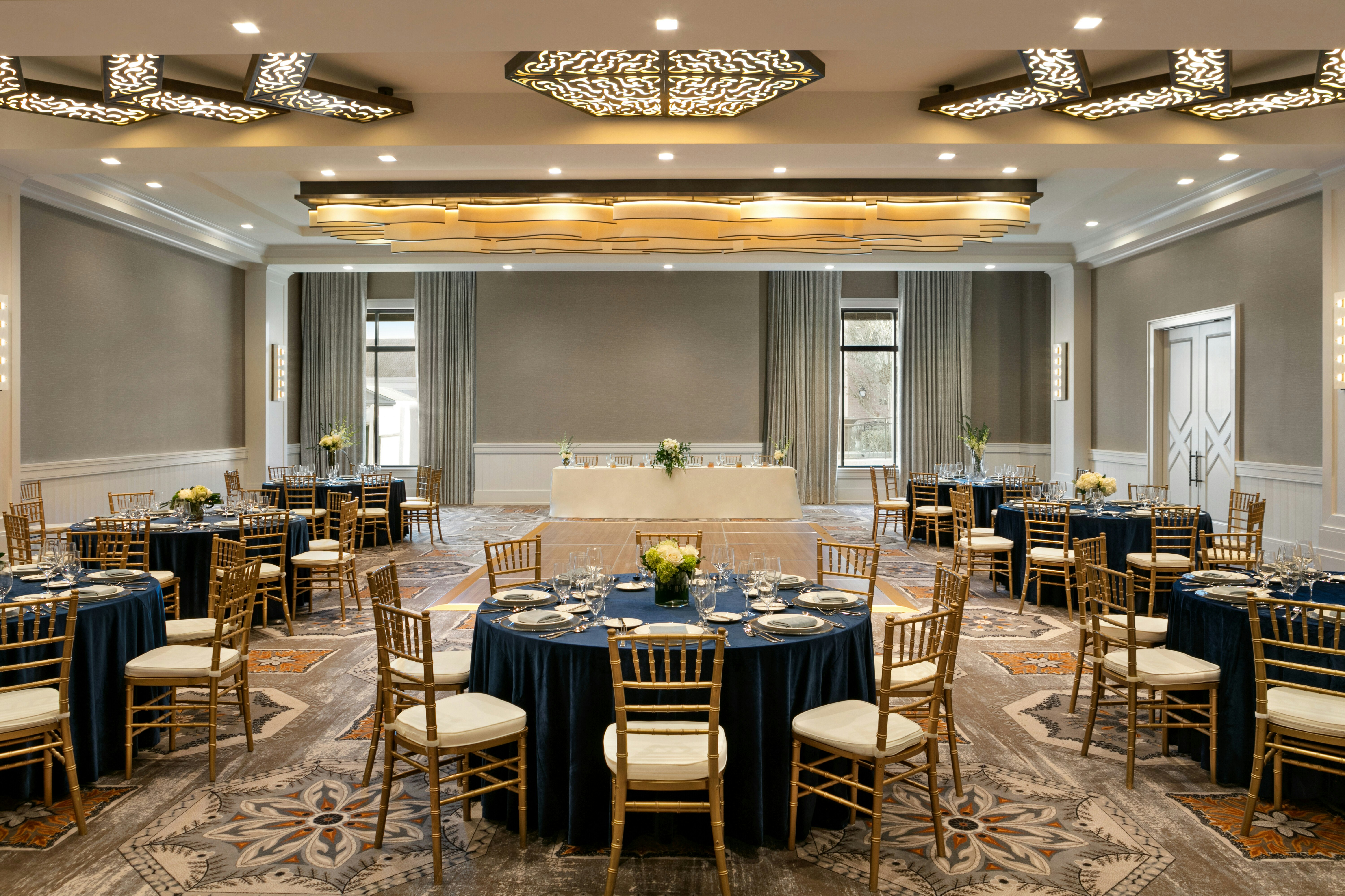 The Harpeth Franklin Downtown Curio Collection By Hilton 46/50