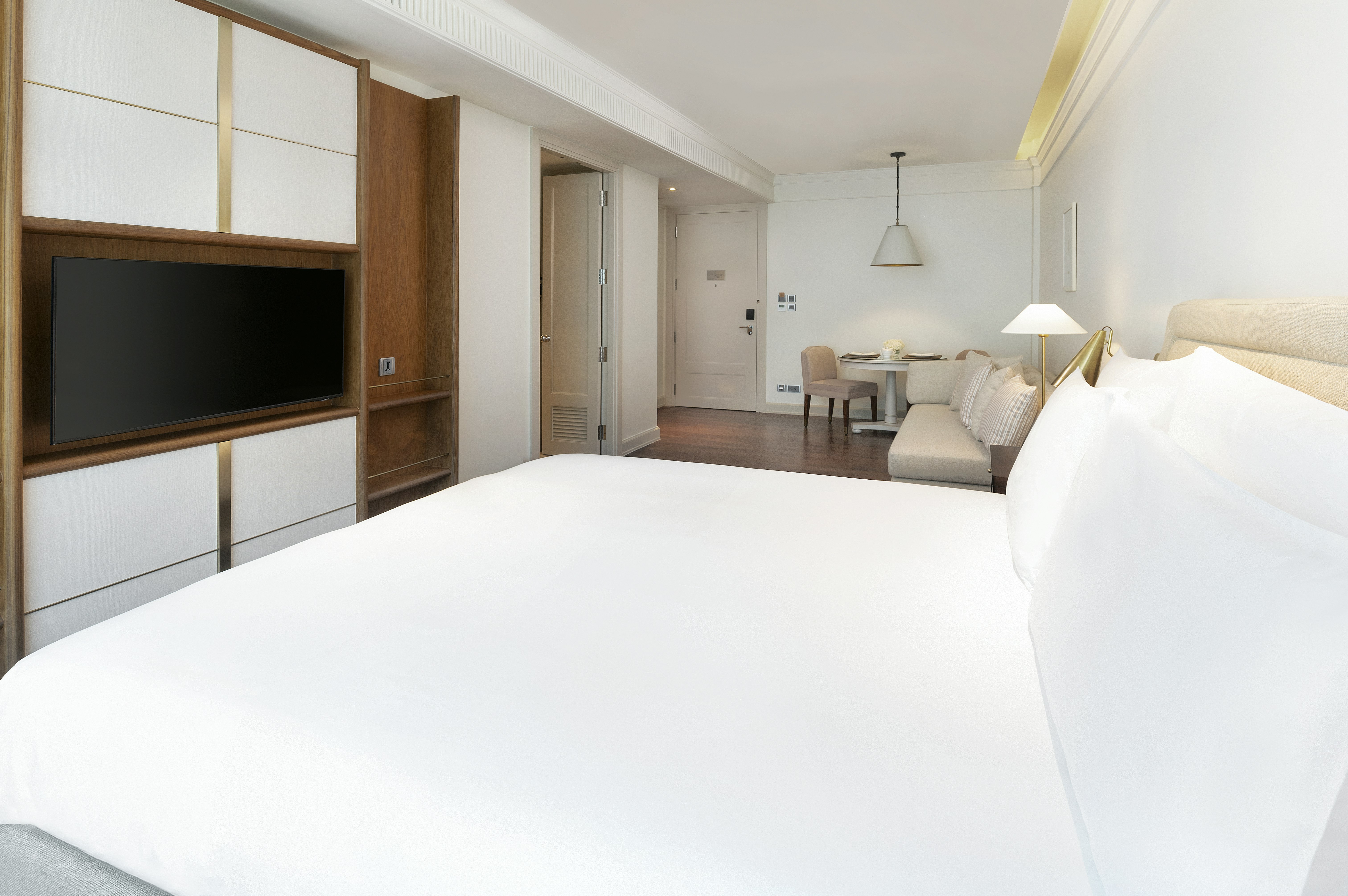 PRESTIGE, JUNIOR SUITE