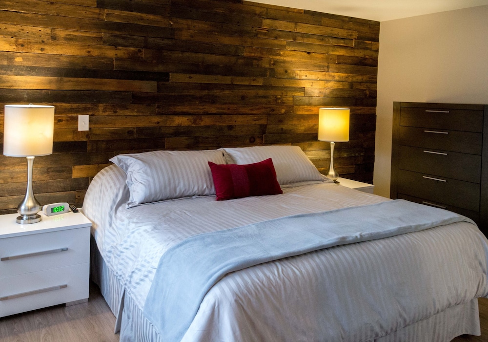 Lake Placid Inn: Residences 16/73
