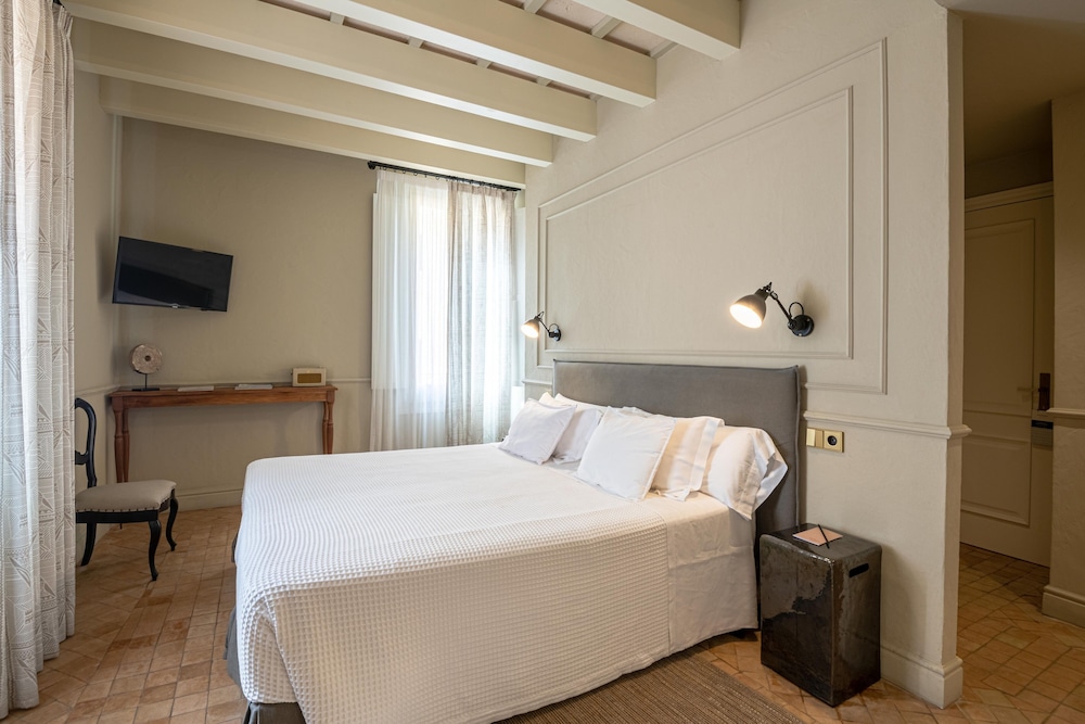 Hotel Can Sastre 21/83