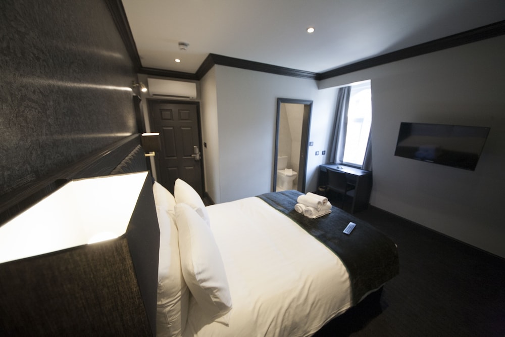 Duke Rooms Hotel 14/38