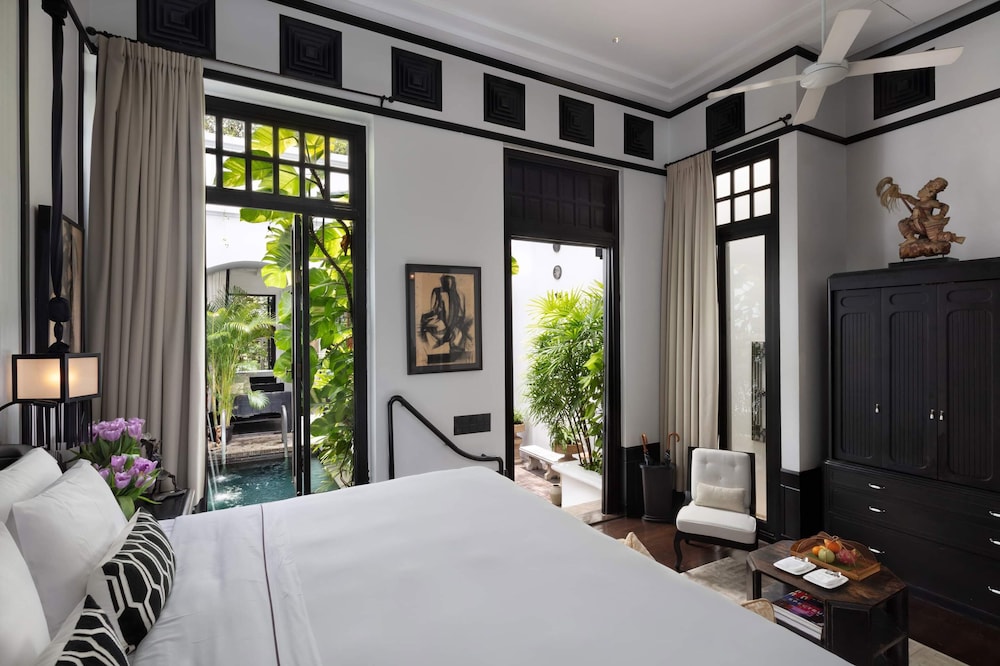Pool, Villa, King Bed, Riverside