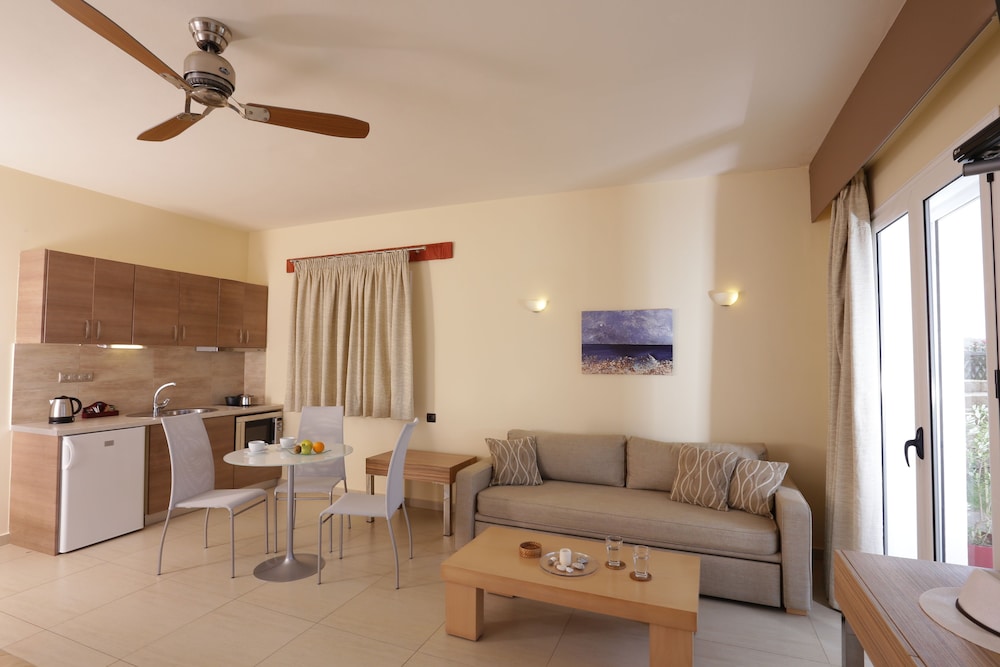 Petani Bay Hotel 49/76