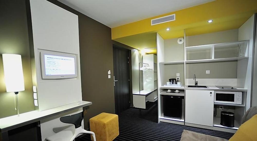 B&B HOME Lyon Centre Berthelot 53/55