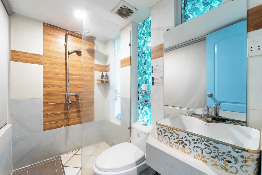 Collection O District Tan Binh Near Airport Formerly Joy Inn 23/28