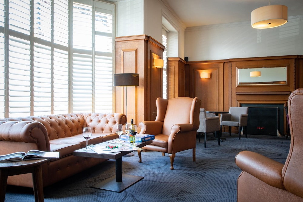 Windermere Hotel 40/60