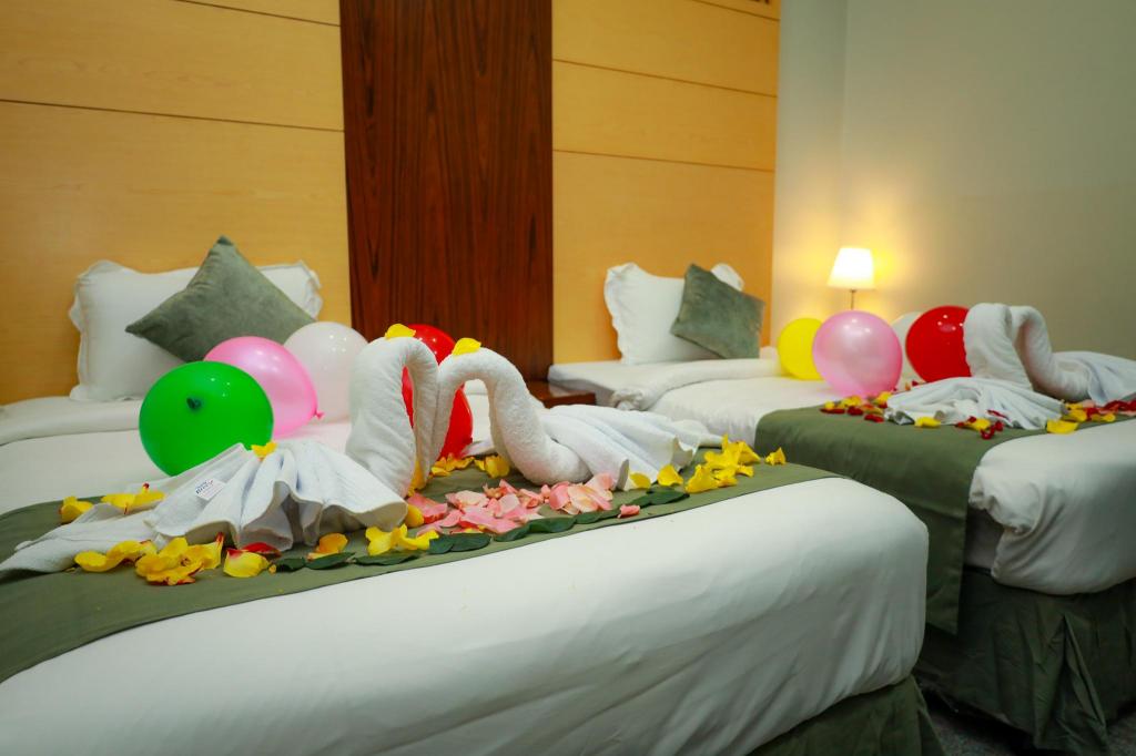 غرفة قياسية بسريرين منفصلين، Doha Dynasty Hotel 2/2