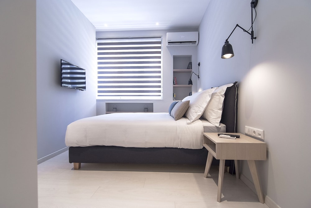 Acropolis Stay 26/50