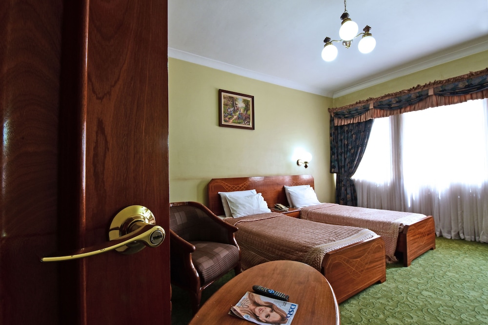 Grand Imperial Hotel 25/51