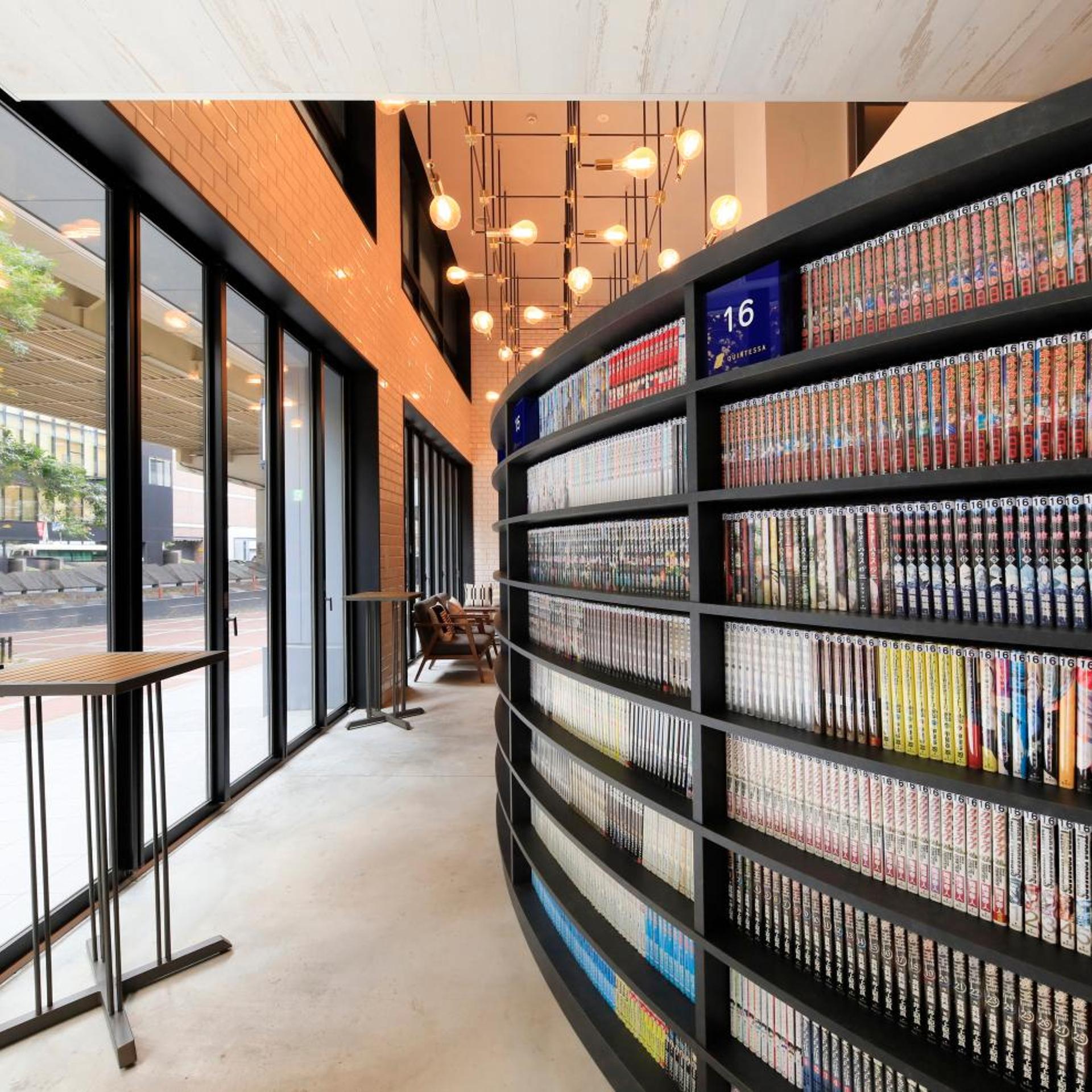 Quintessa Hotel Osaka Umeda Comic&Books 2/37