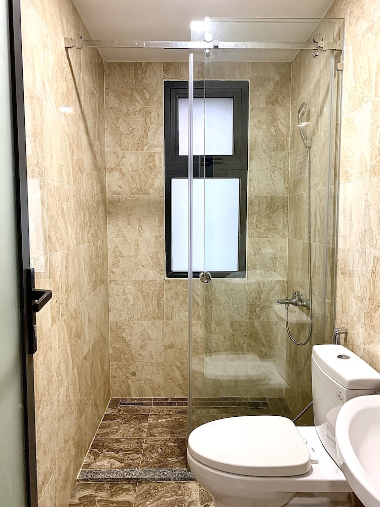 The Lumiere Hotel 14/16
