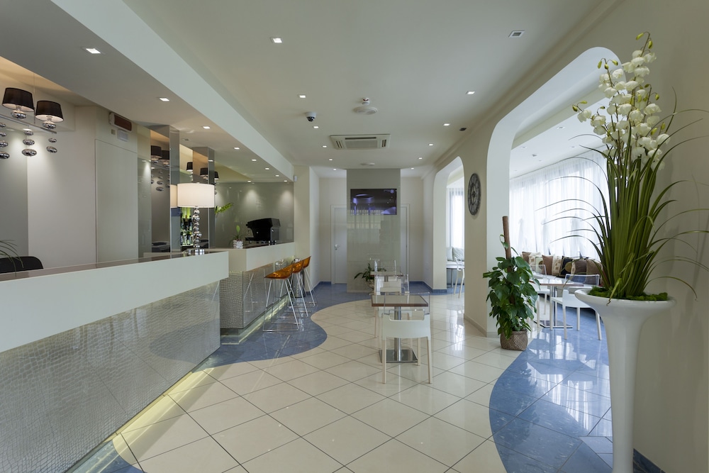 Hotel Aurora Mare 5/40