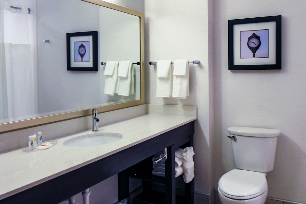 Comfort Suites Kennewick at Southridge 42/47