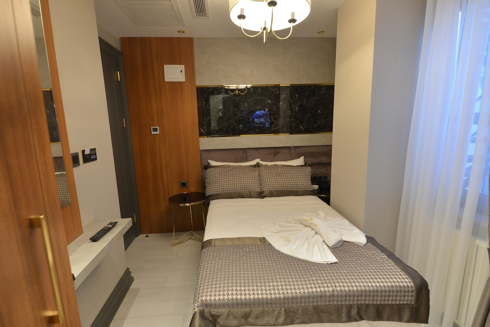 Santra Hotel 17/33