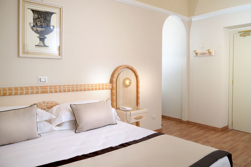 Grand Hotel Vittoria 23/71