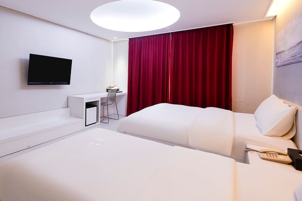 G Tourist Hotel 22/53