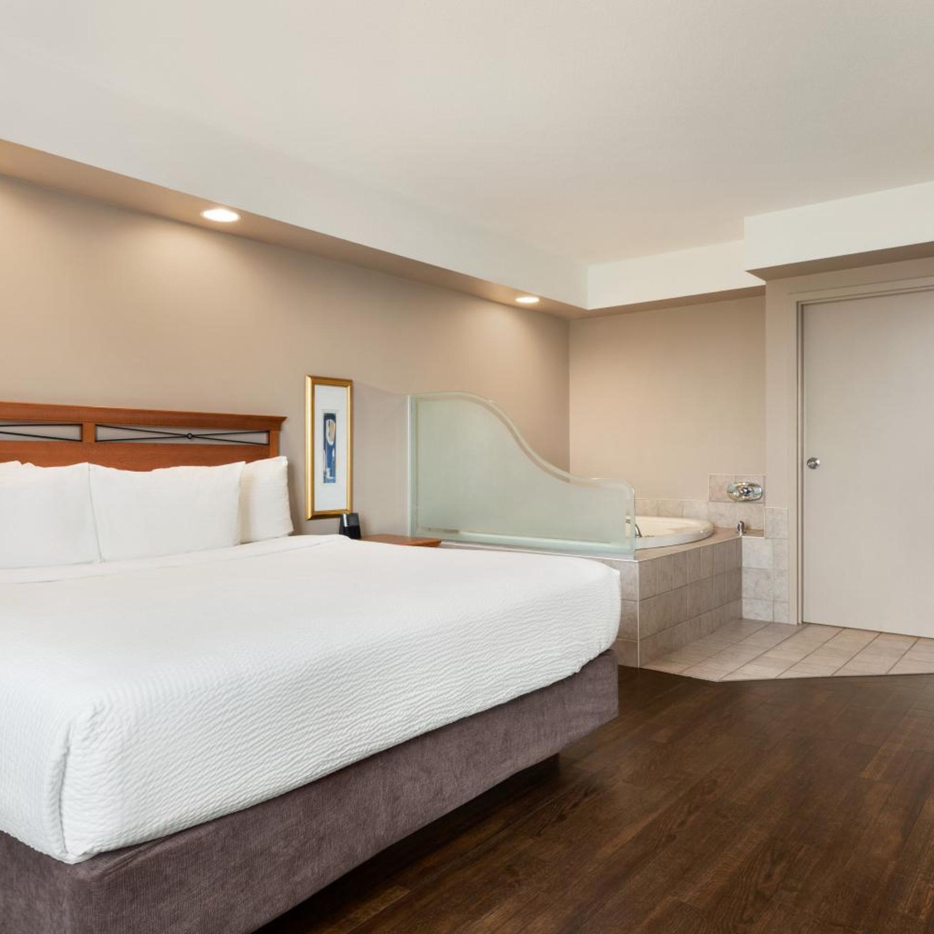1 Bedroom, Rocky Mountain, Suite, King Bed